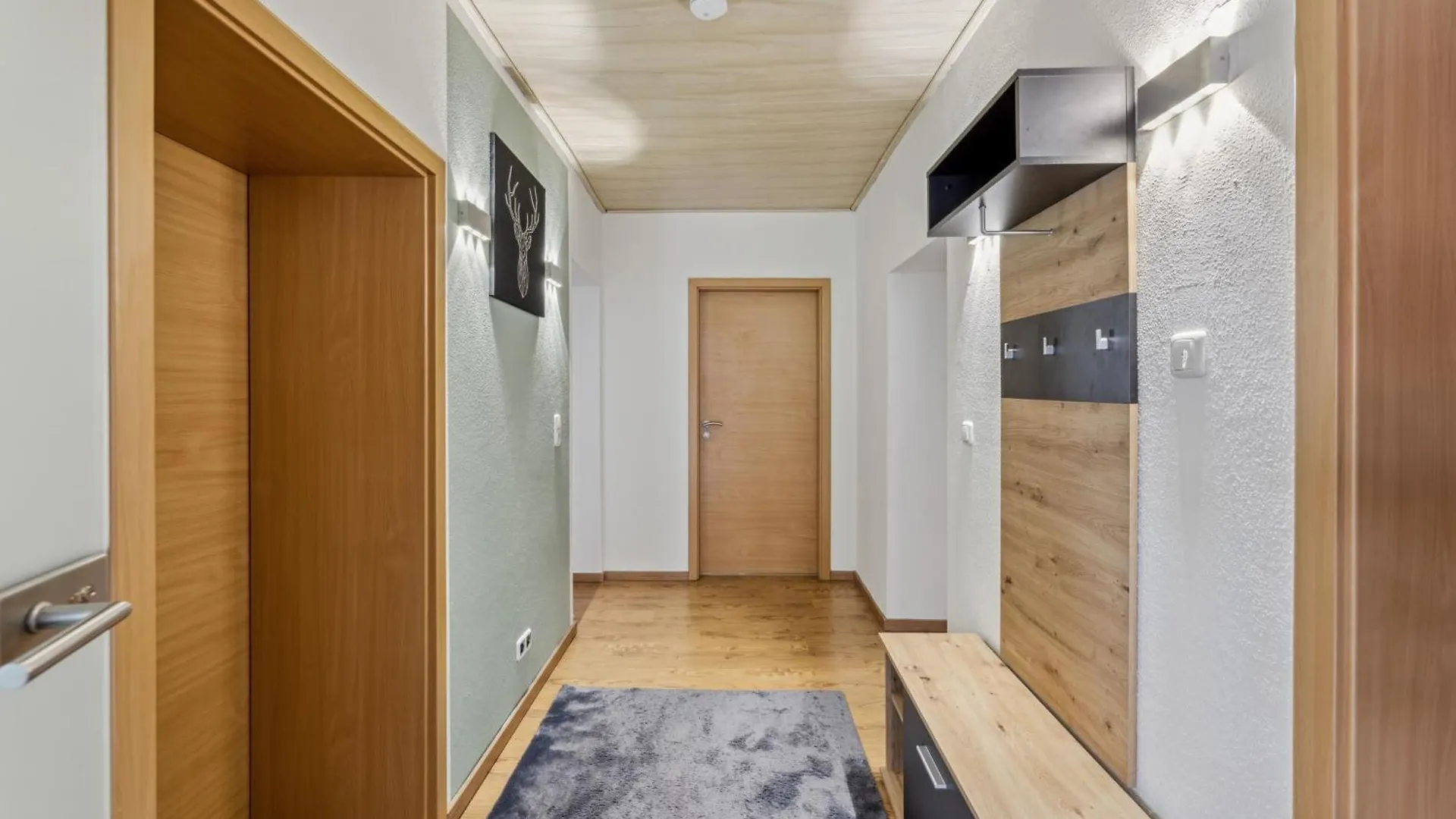 2 Bedroom 4 Beds, Tv, Kitchen & Free Parking Eschenbach in der Oberpfalz 0*,  Germany
